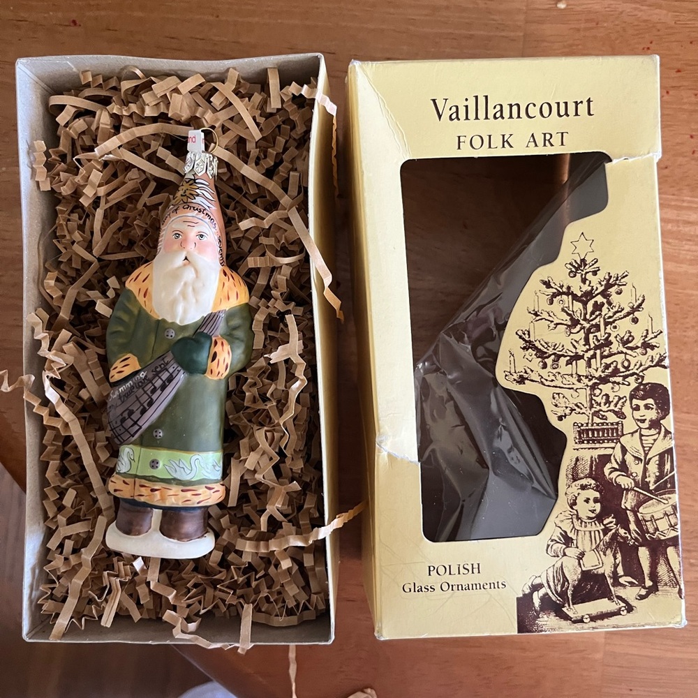 Vaillancourt Folk Art Olive and Cream Santa Ornament
